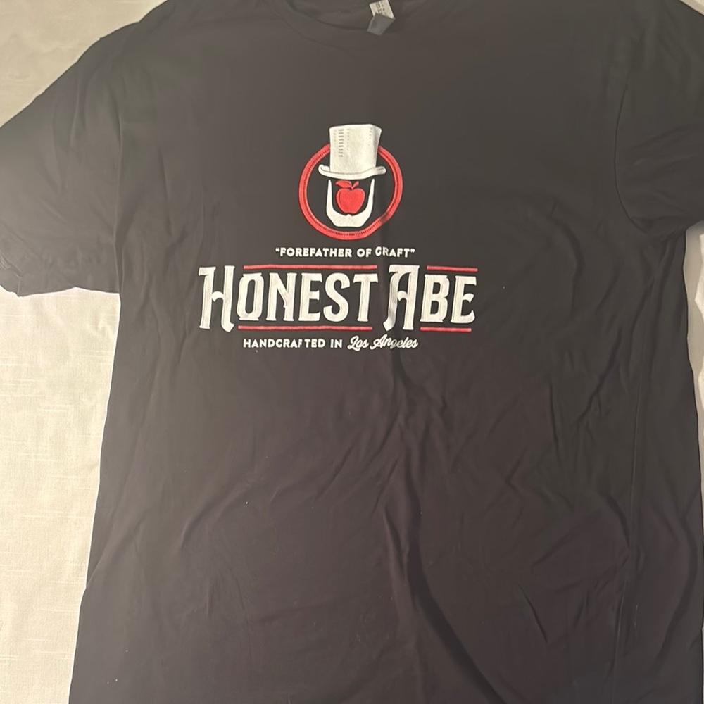 HONEST ABE Hard Cider - Los Angeles - Unisex Shirt - Large🍎